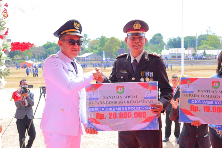 Momen Penuh Haru Upacara HUT ke-80 RI, Polres SBD Terima Bantuan Sosial Rp. 20 Juta untuk Pembangunan Gereja Oikoumene