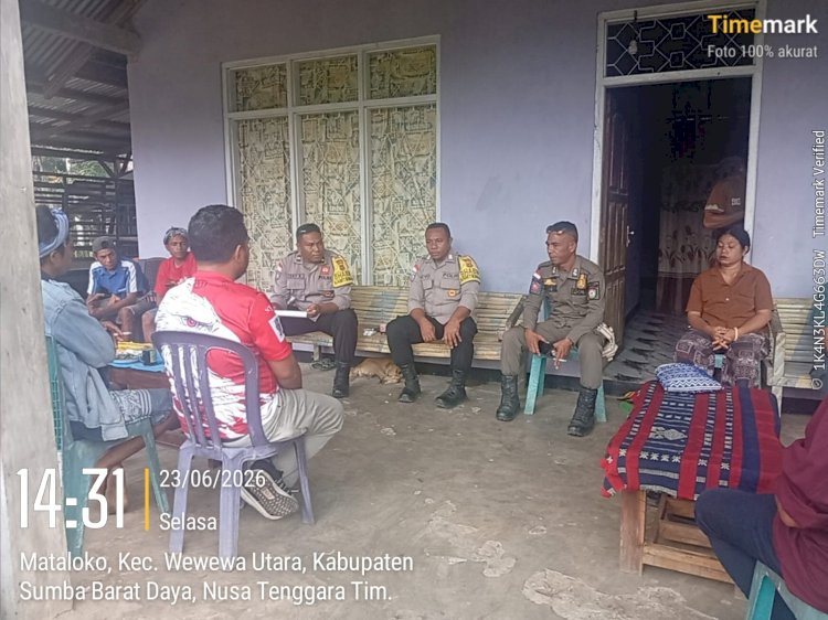 Patroli Dialogis Bhabinkamtibmas Polsek Kodi Utara, Edukasi Masyarakat Jaga Kamtibmas dan Bijak Bermedia Sosial
