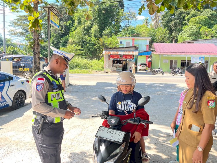 Satlantas Polres Sumba Barat Daya Bersama Bapenda Gelar Operasi Gabungan, Tertibkan Pelanggaran Lalu Lintas dan Administrasi Kendaraan