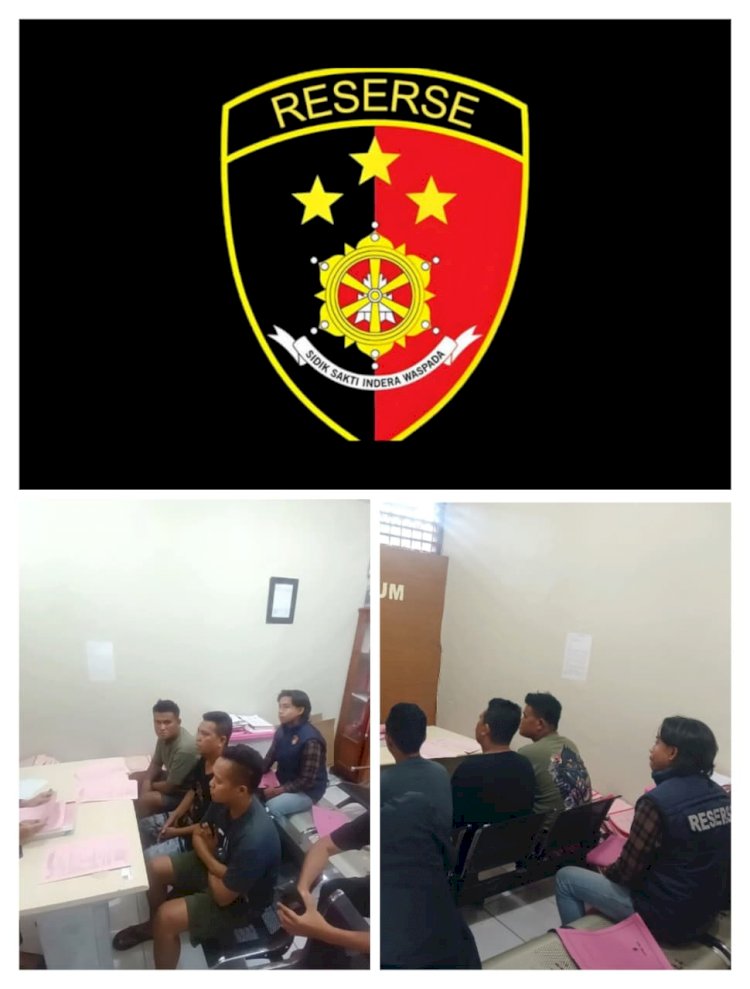 Unit Pidum Satreskrim Polres Sumba Barat Daya Limpahkan Tiga Tersangka Kasus Pengeroyokan ke Kejaksaan Negeri Sumba Barat