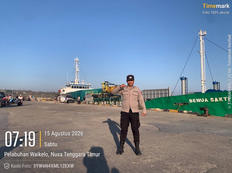 KPPP Laut Waikelo Pastikan Aktivitas Pelabuhan dan Bongkar Muat KM Benua Sakti Berjalan Aman