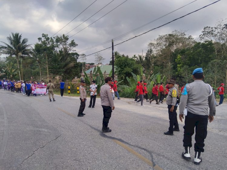 Polsek Wewewa Timur Amankan Karnaval HUT ke-81 RI di Kecamatan Wewewa Tengah