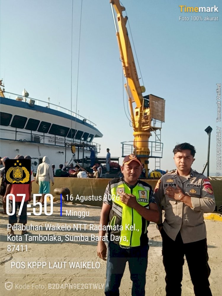 KPPP Laut Waikelo dan Polair Polres Sumba Barat Daya Pastikan Aktivitas Pelabuhan Aman dan Kondusif