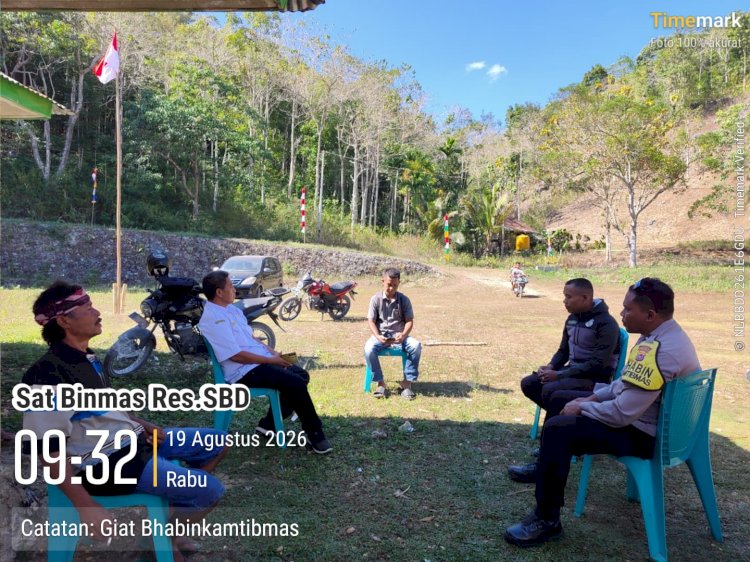 Bhabinkamtibmas Desa Pandua Tana Sambangi Warga, Ajak Jaga Kamtibmas dan Waspadai Hoaks Gempa