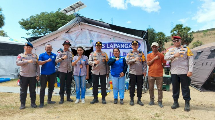 Di Tengah Gempa, Lahir Gempita: Kapolda NTT Sambangi Bayi yang Lahir Saat Bencana di RSUD Aeramo